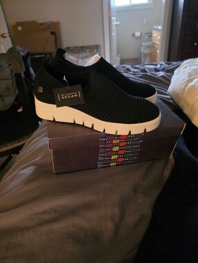 bernie mev. Black and White Knit Slip-On Sneakers